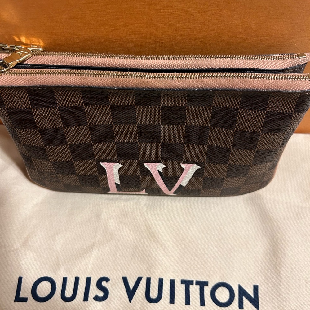 Authentic Louis Vuitton Damier Ebene double zip. BAG Only - no strap included.